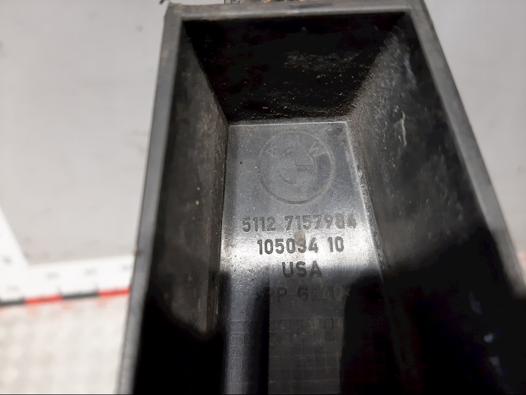 Кронштейн переднего бампера правый BMW X5 E70 2007-2013