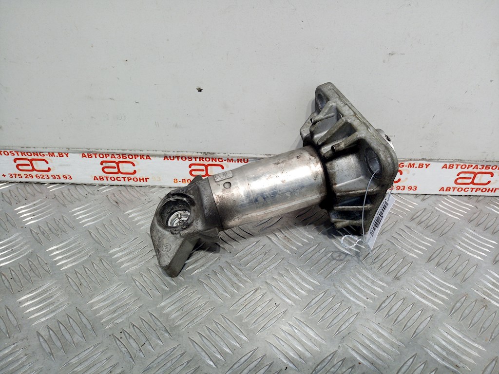 Отбойник бампера передний левый Audi A4 B6 (2000-2006)