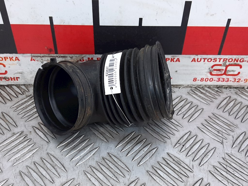 Патрубок воздушного фильтра BMW 1er E81\E87 2004-2011