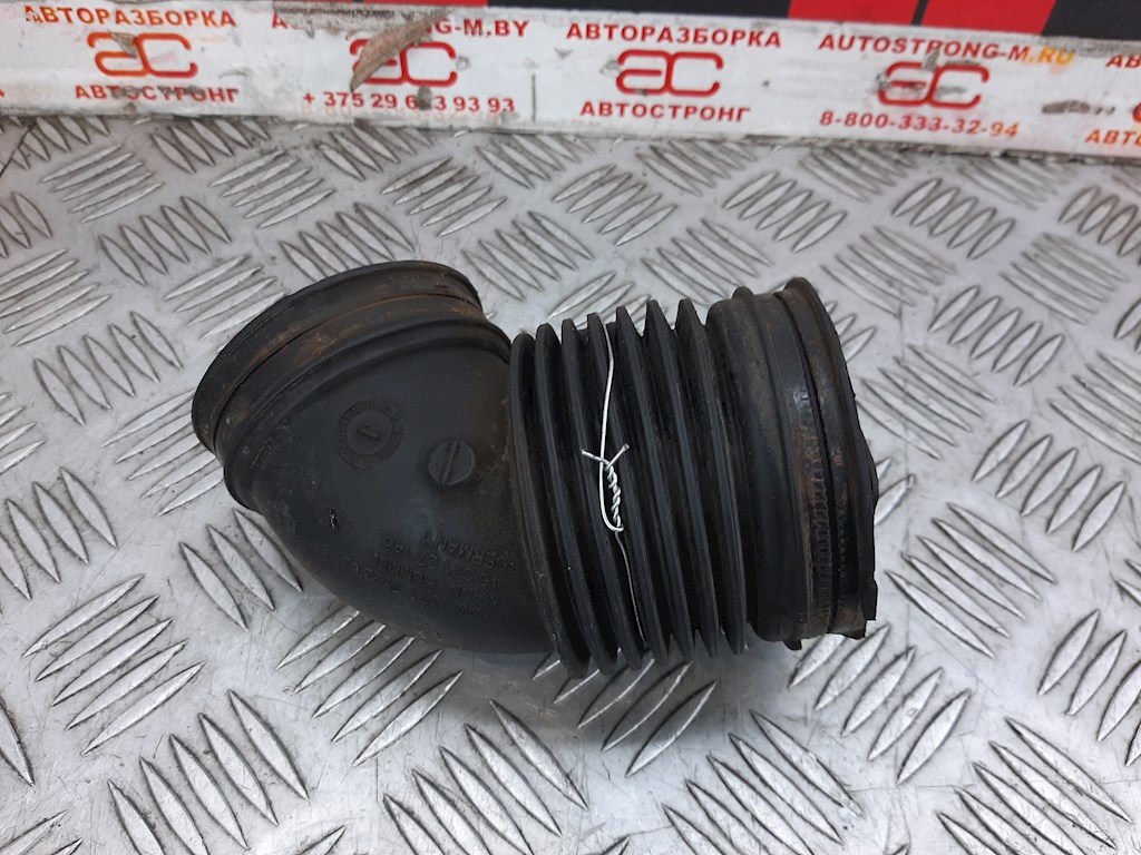 Патрубок воздушного фильтра BMW 1er E81\E87 2004-2011