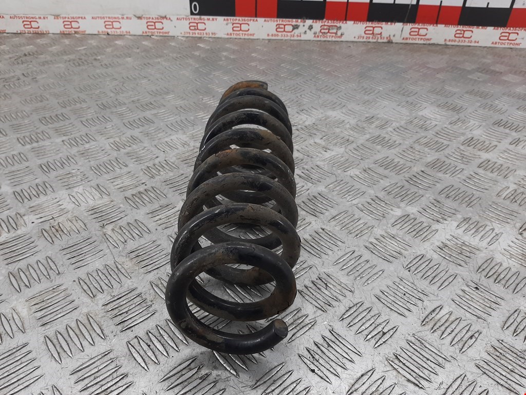 Пружина задняя левая/правая BMW 1er E81\E87 2004-2011