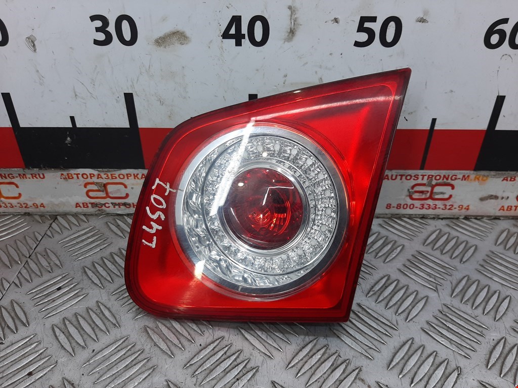 Фонарь крышки багажника правый Volkswagen Jetta 5 (2005-2010)