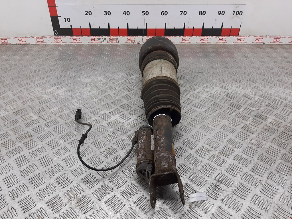 Амортизатор передний правый MERCEDES-BENZ E-Class W211, S211 2002-2009