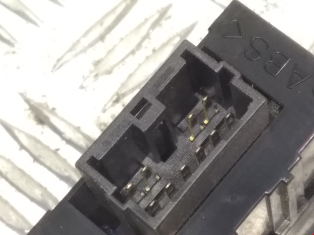 Кнопка стеклоподъемника MITSUBISHI Galant VII 1992-1998