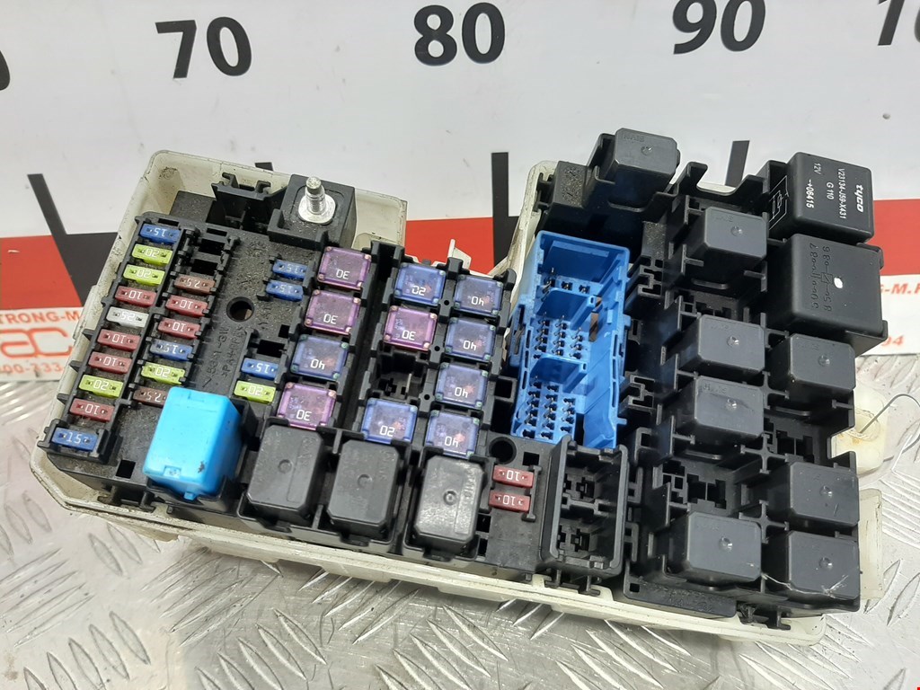 Датчик уровня в бачок омывателя MAZDA Mazda 5 CR 2005-2010