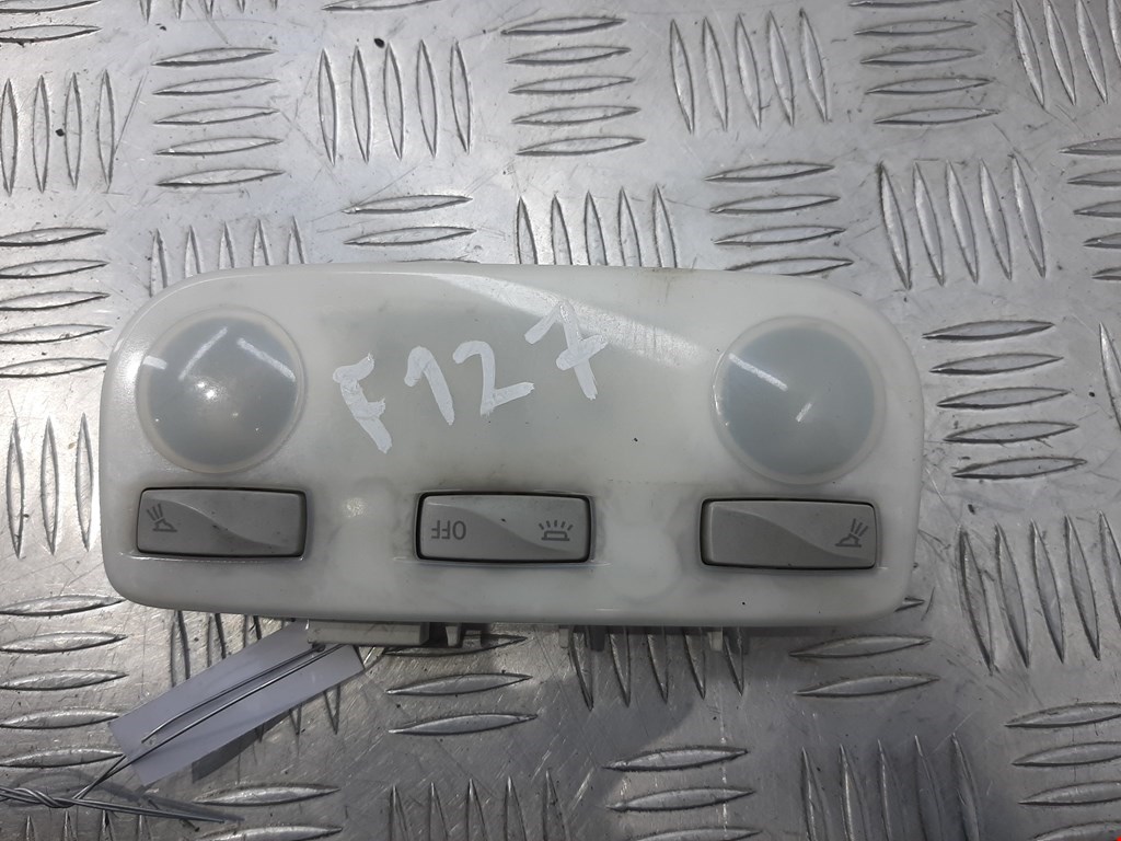 Плафон салонный (салона фонарь) RENAULT Megane III 2009-2016