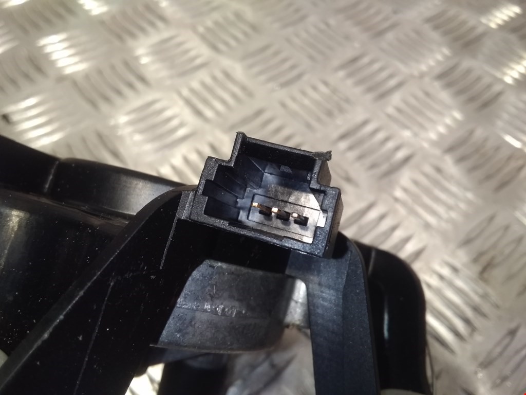 Моторчик стеклоочистителя задний RENAULT Laguna 2007-2015