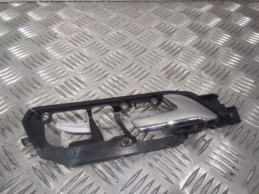 Ручка дверная передняя внутренняя правая VOLKSWAGEN Polo IV 2001-2009