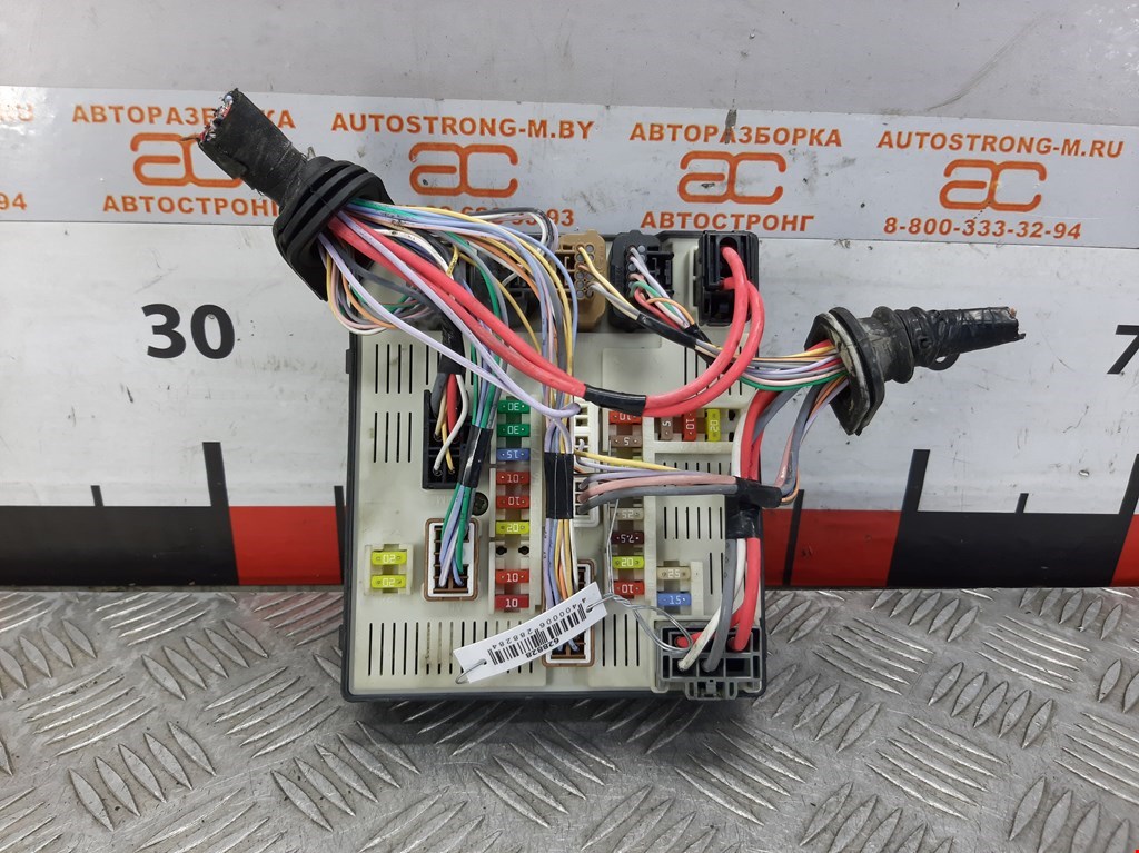 Датчик уровня в бачок омывателя RENAULT Megane III 2009-2016