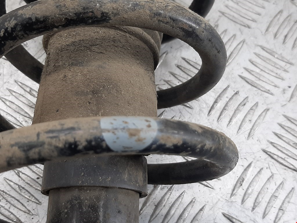 Амортизатор передний левый RENAULT Sandero 2009-2014