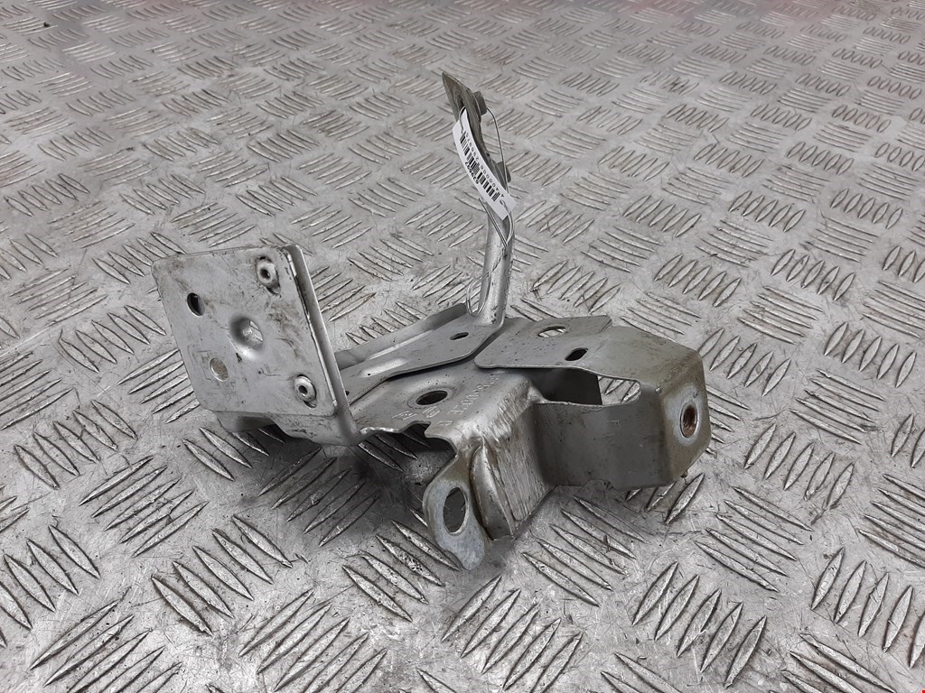 Кронштейн фары правый RENAULT Megane III 2009-2016