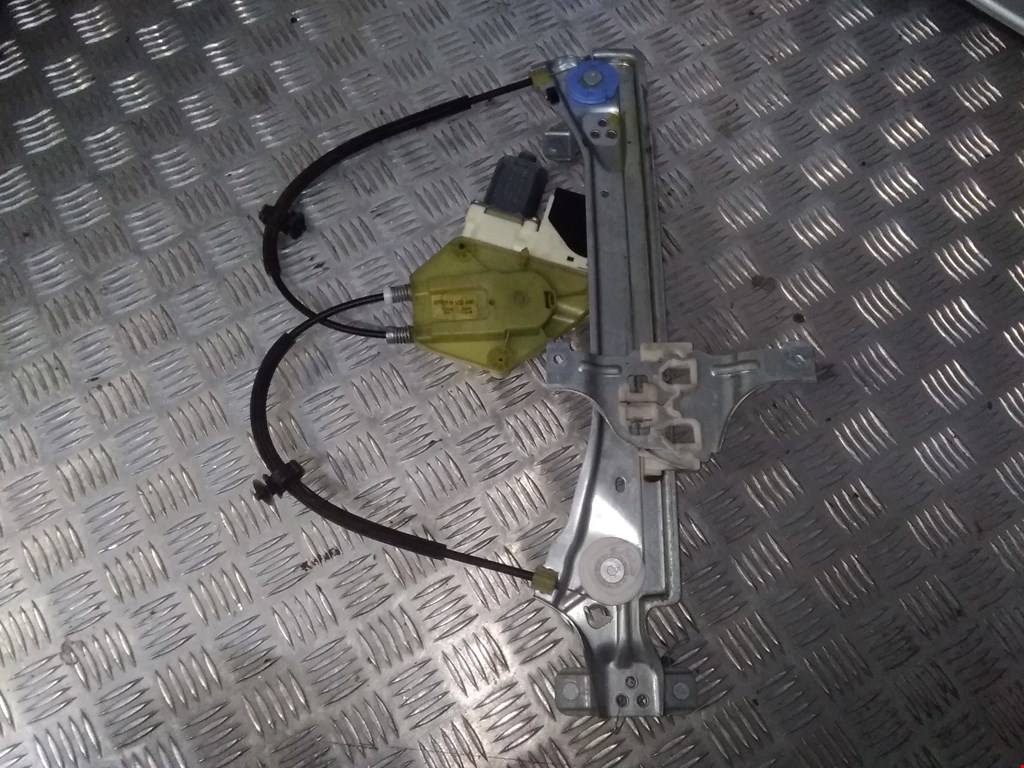 Стеклоподъемник задний правый RENAULT Megane III 2009-2016