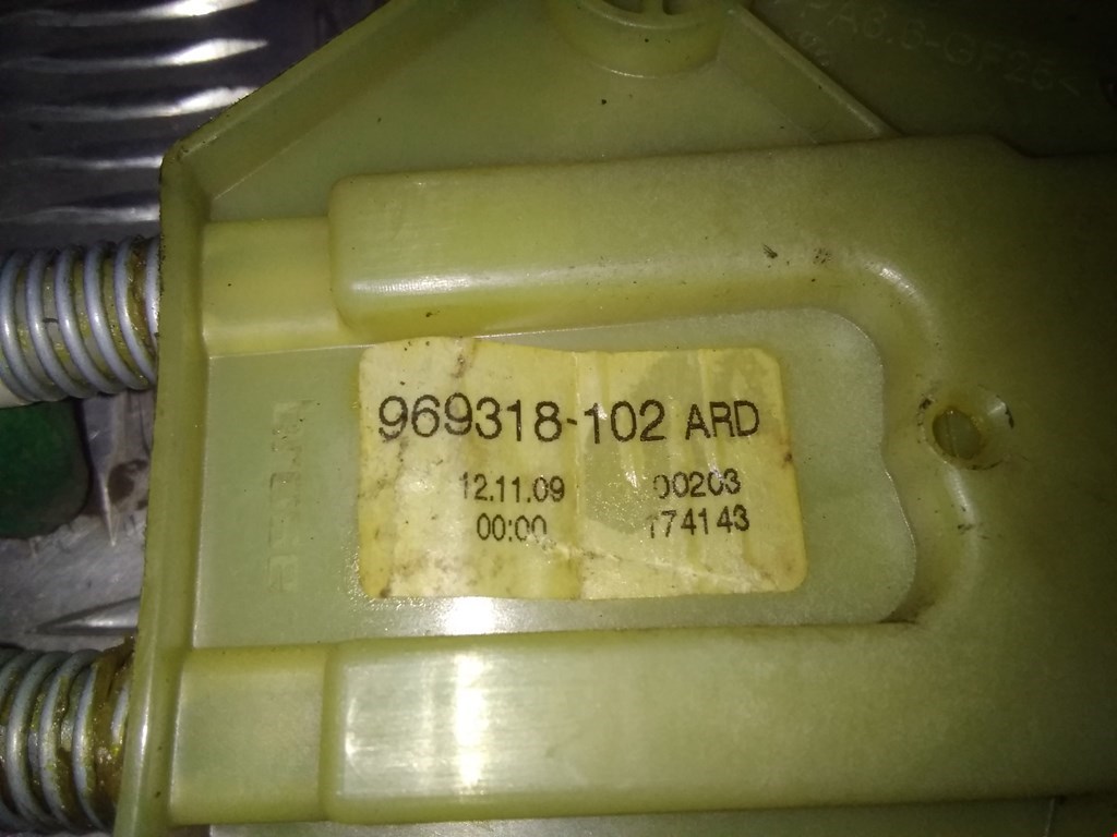 Стеклоподъемник задний правый RENAULT Megane III 2009-2016