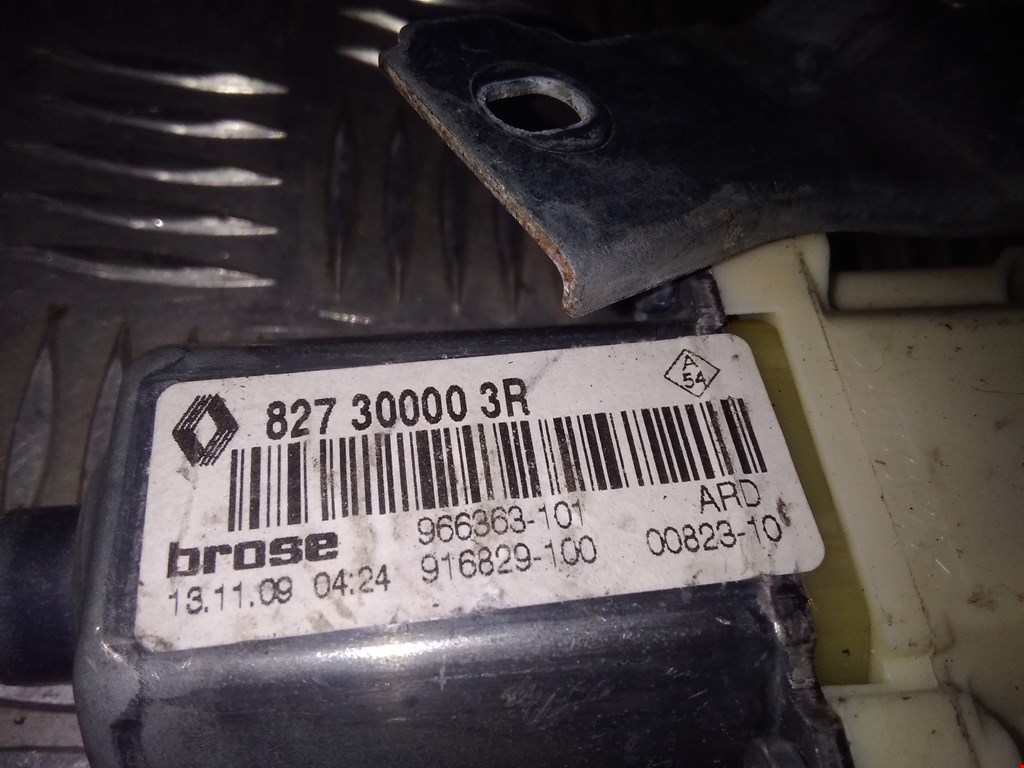 Стеклоподъемник задний правый RENAULT Megane III 2009-2016