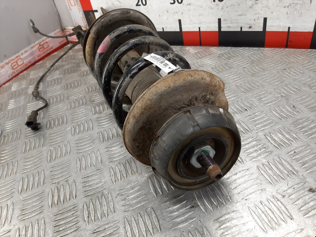 Амортизатор передний правый RENAULT Sandero 2009-2014