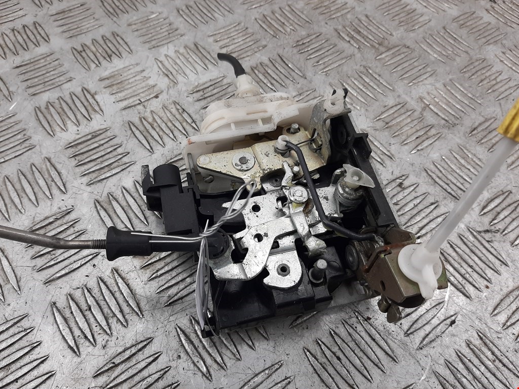 Замок двери передней правой AUDI A3 8L 1996-2003