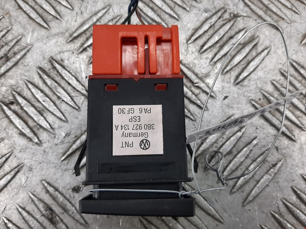 Кнопка антипробуксовочной системы VOLKSWAGEN Passat B5 1997-2005