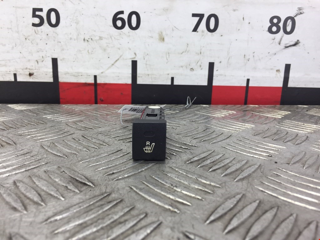 Кнопка подогрева (обогрева) сидений Kia Sorento 1 (BL) (2002-2011)