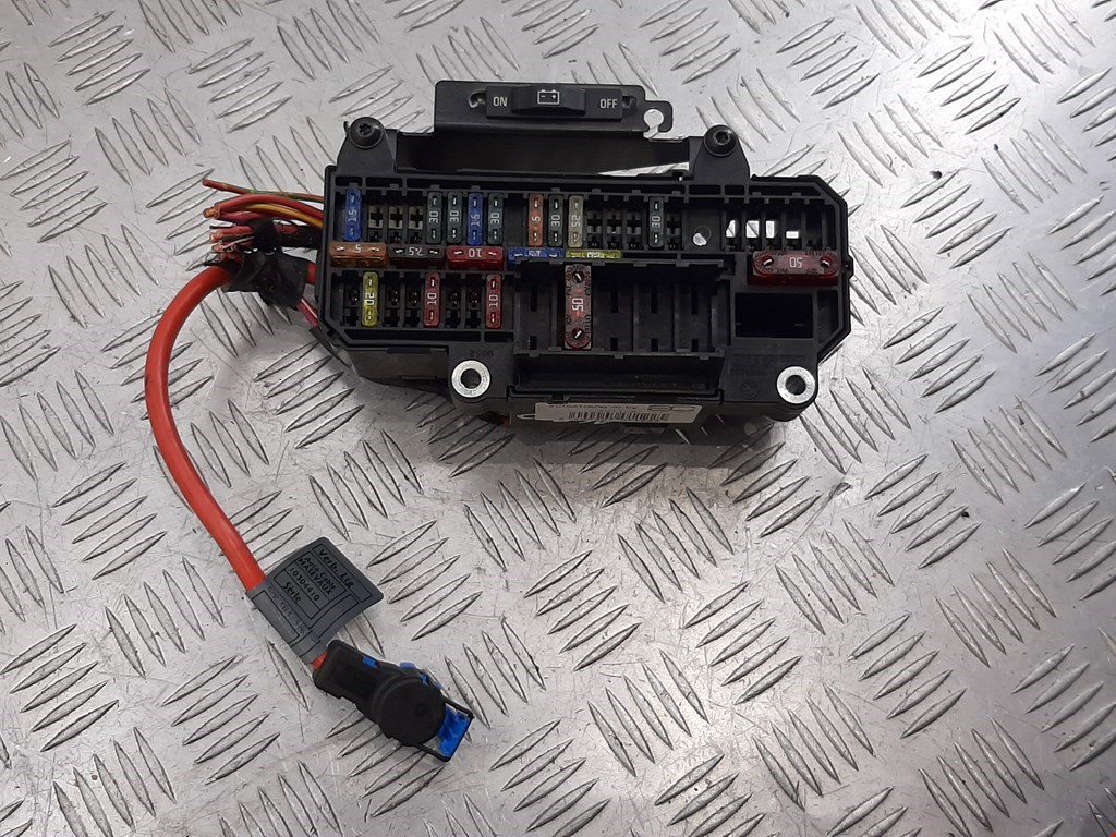 Датчик уровня в бачок омывателя BMW 7er 7 серия E65/E66 2001-2008