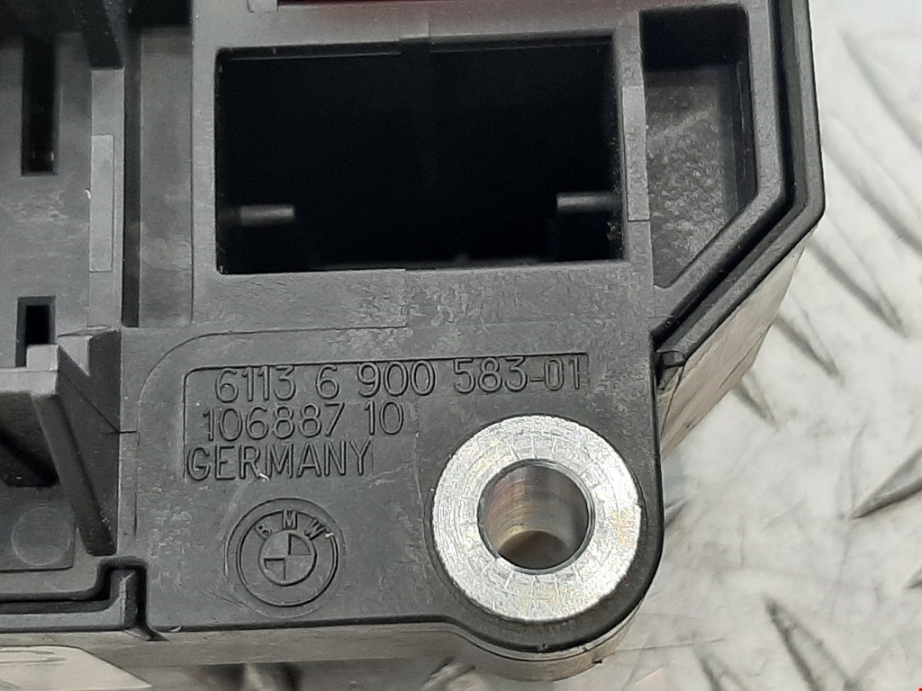 Датчик уровня в бачок омывателя BMW 7er 7 серия E65/E66 2001-2008