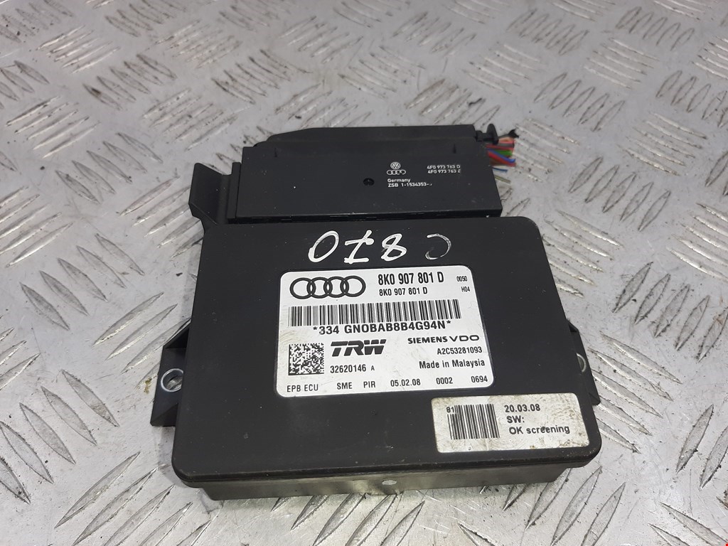 Блок управления стояночного тормоза (электроручник) Audi A4 B8 (2007-2015)