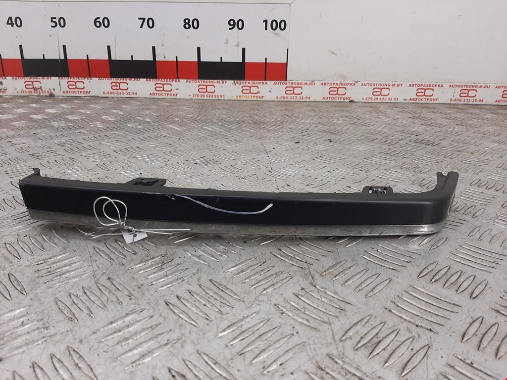 Накладка (планка) под фонарь левая Volvo S80 1 (1998-2005)