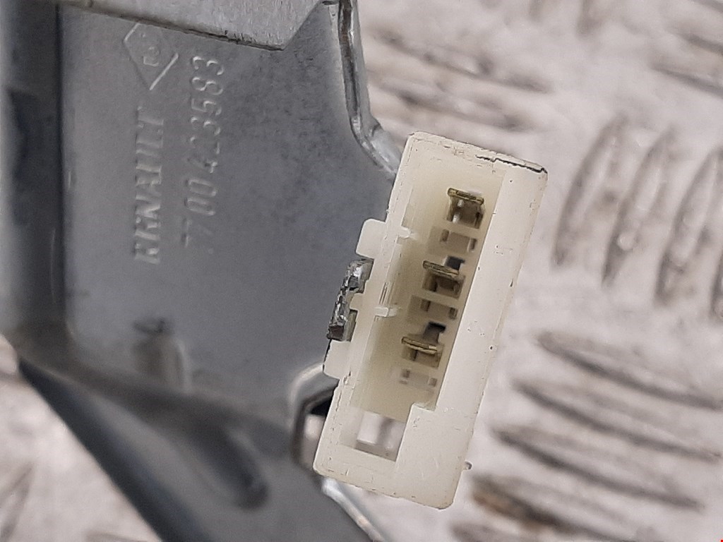 Моторчик стеклоочистителя задний RENAULT Laguna 1993-2000