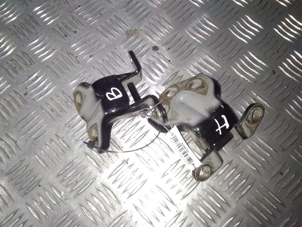 Петля двери задней левой SsangYong Rexton 1 (Y200) (2001-2006)