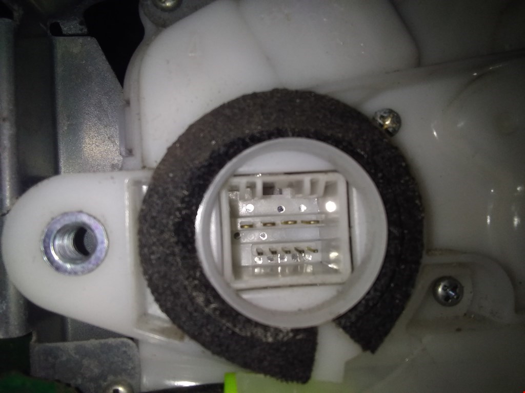 Замок двери задней правой HONDA Accord VIII 2008-2013