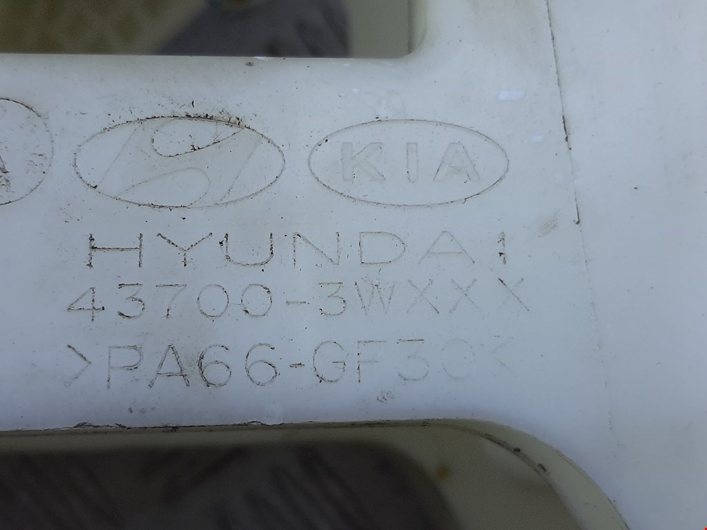 Кулиса (селектор) АКПП/МКПП в салоне KIA Sportage III 2010-2015