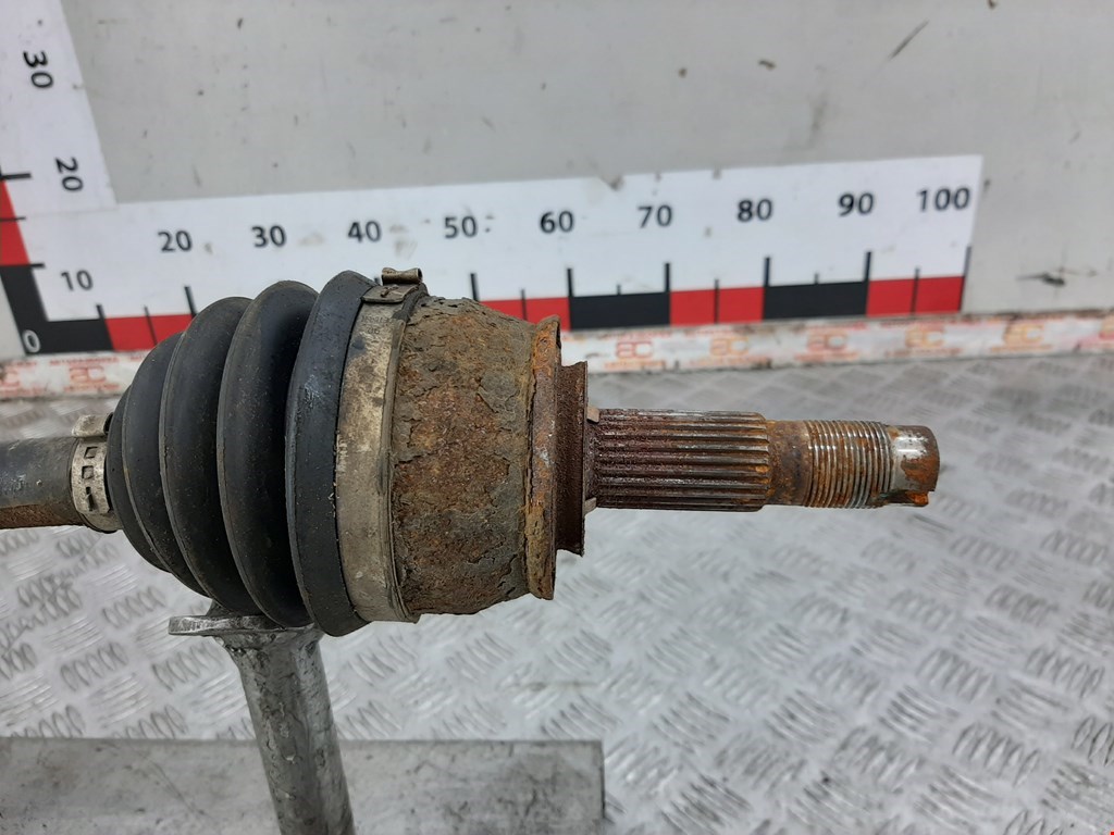 Полуось (привод, приводной вал) передняя левая OPEL Mokka 2012-2019