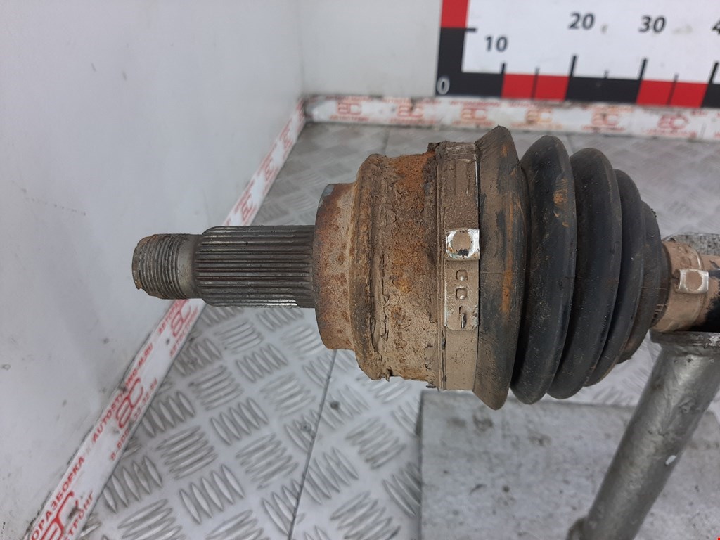 Полуось (привод, приводной вал) передняя правая BMW X3 E83 2003-2010