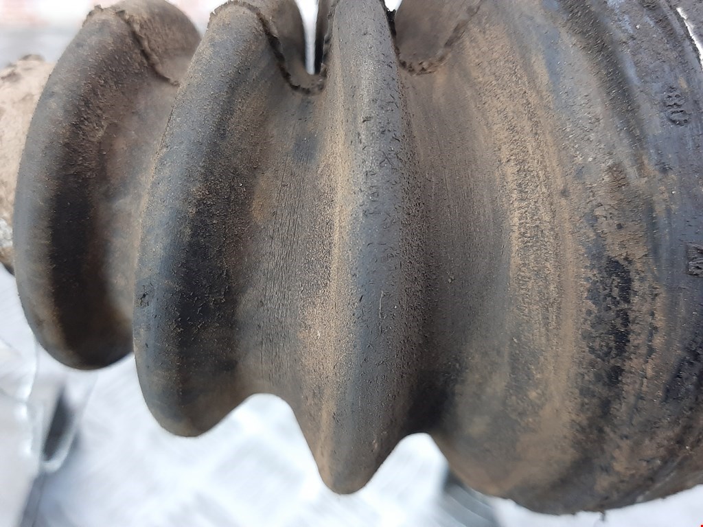 Полуось (привод, приводной вал) передняя правая BMW X3 E83 2003-2010