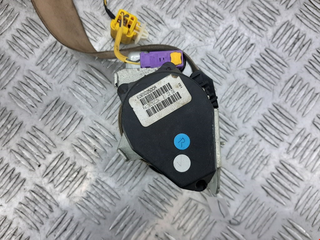 Ремень безопасности передний правый VOLKSWAGEN Jetta V 2005-2011