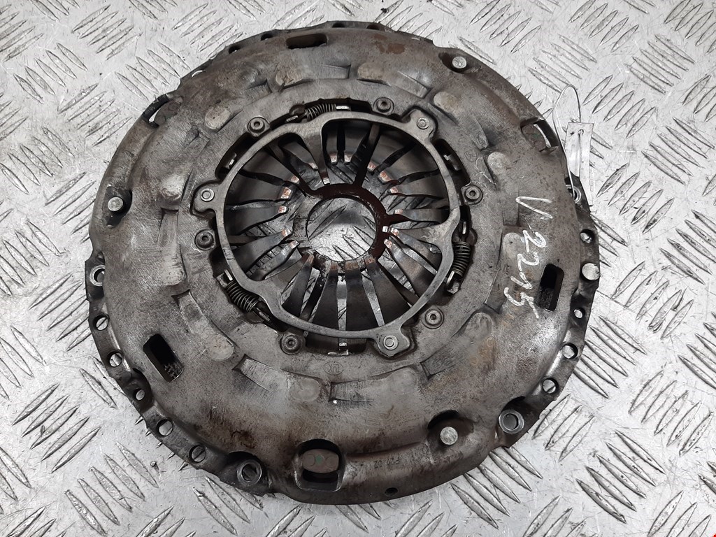 Корзина сцепления VOLKSWAGEN Passat B6 2005-2011