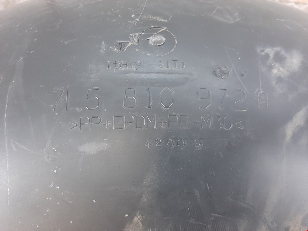 Локер (подкрылок) задний правый PORSCHE Cayenne 955/957 2002-2010