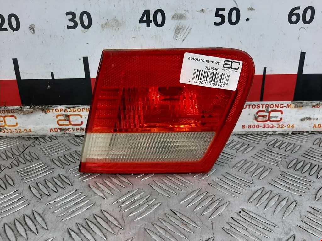 Фонарь крышки багажника правый BMW 3-Series (E46) (1998-2007)