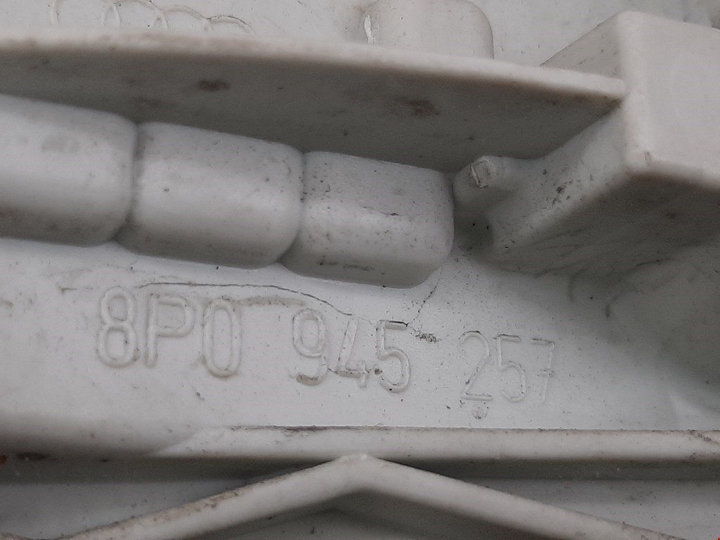 Фонарь задний левый AUDI A3 8P 2003-2013