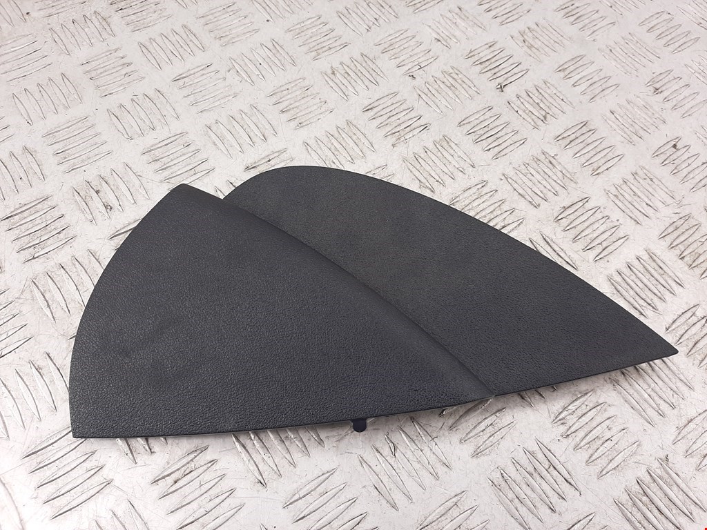 Накладка декоративная AUDI A3 8P 2003-2013