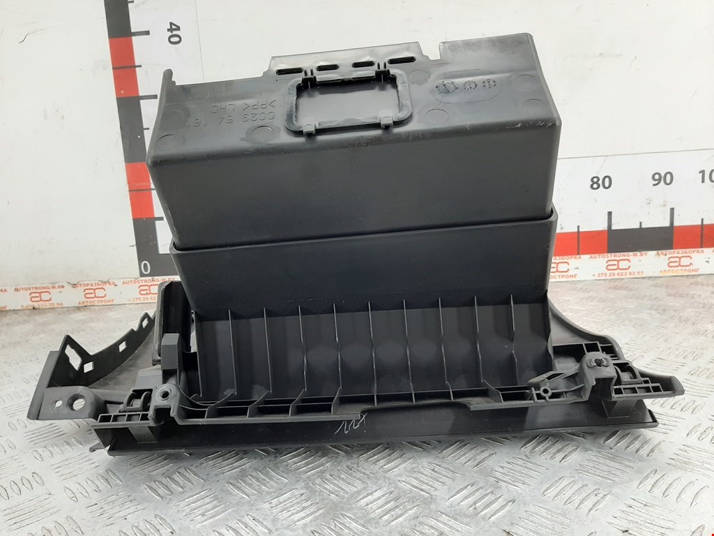 Бардачок MAZDA Mazda 5 CR 2005-2010