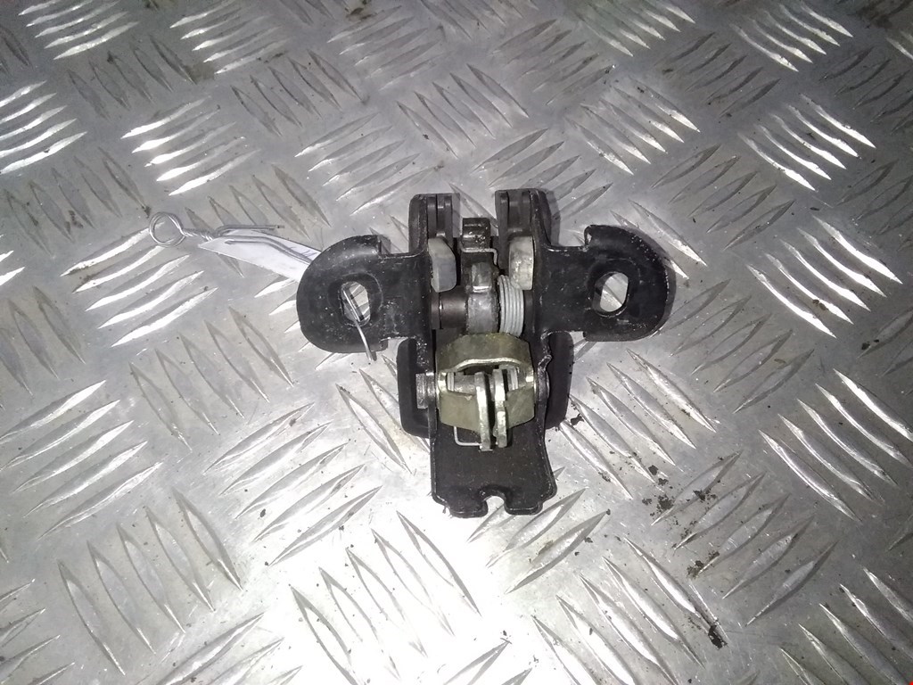 Замок двери распашной левой Renault Logan 1 (2004-2015)