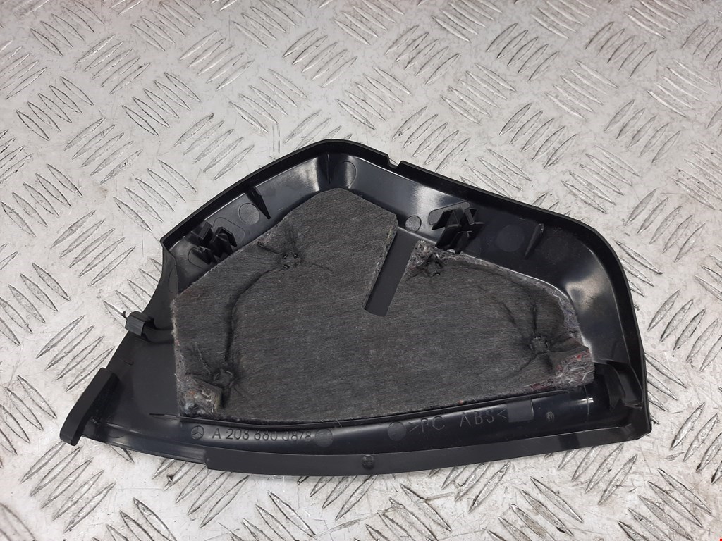 Накладка декоративная MERCEDES-BENZ C-Class C-klasse W203 2000-2007