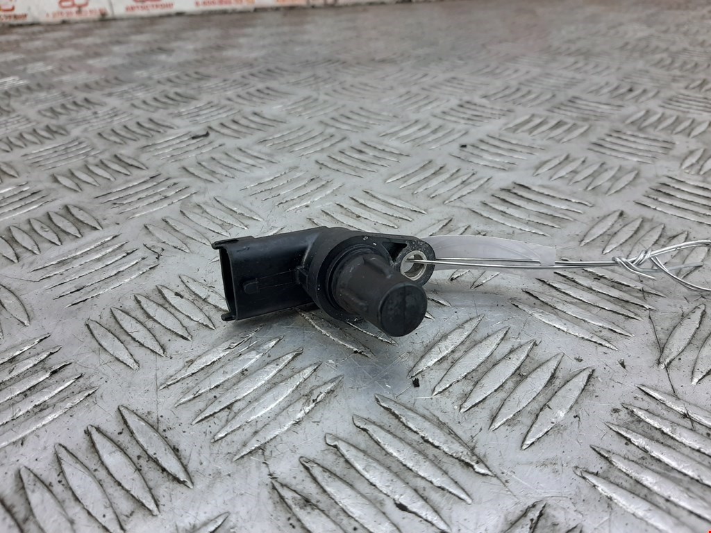 Датчик положения распредвала OPEL Corsa D 2006-2014