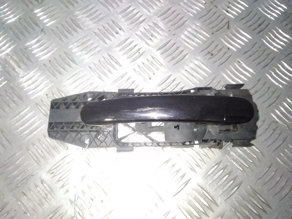 Ручка двери передней наружная левая SEAT Ibiza 2008-2017