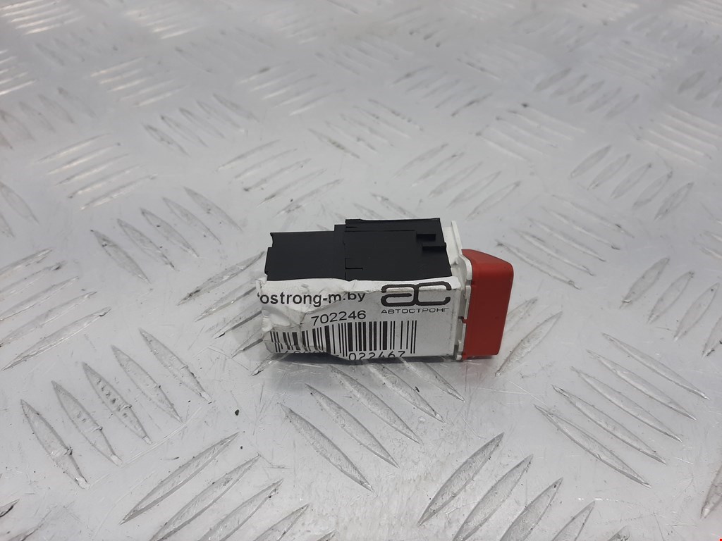 Кнопка аварийной сигнализации (аварийки) VOLKSWAGEN Golf V 2003-2009