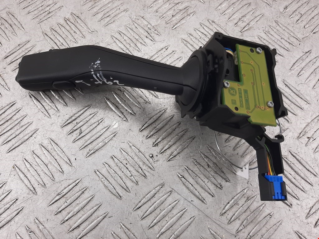 Переключатель стеклоочистителя VOLKSWAGEN Touran 2003-2010