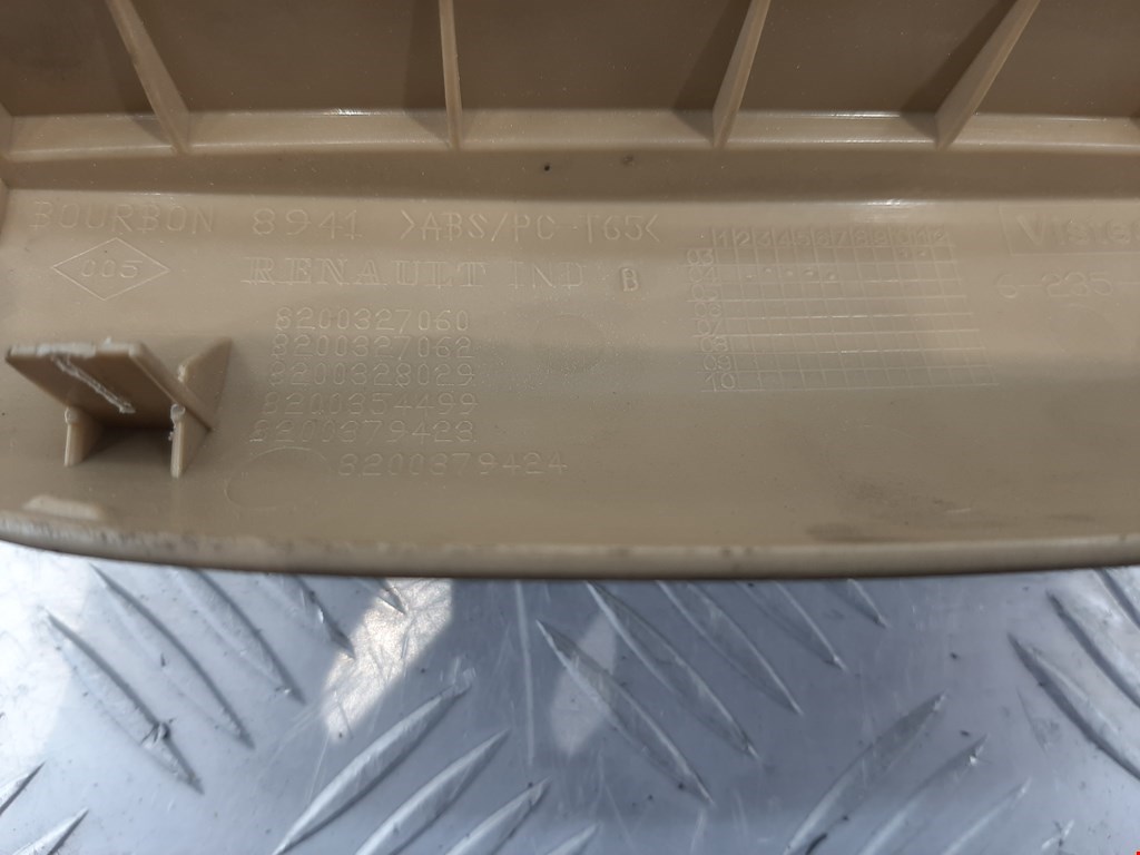 Дефлектор воздушный RENAULT Modus 2004-2012