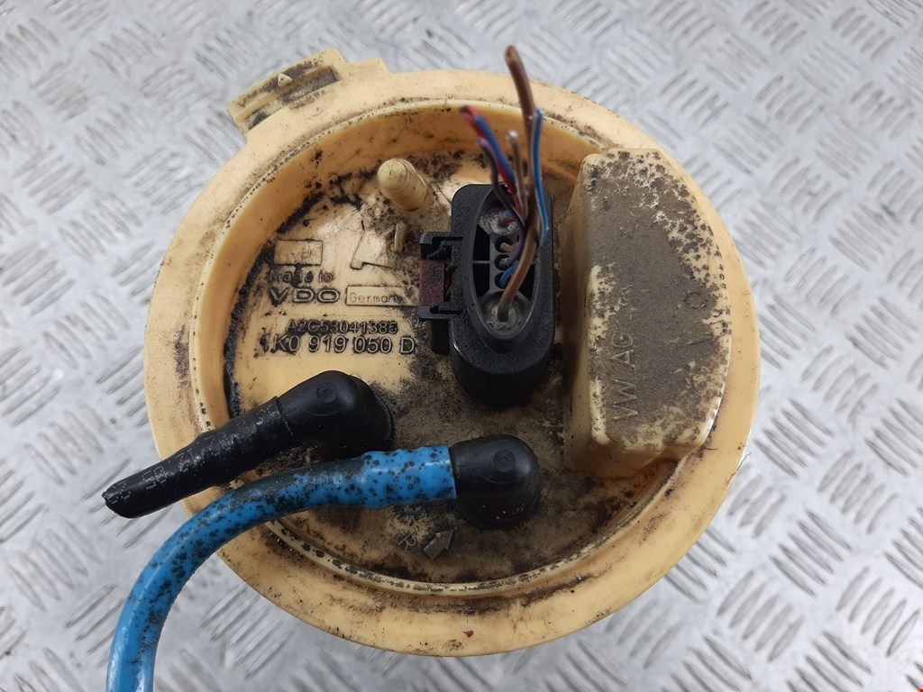 Насос топливный (электрический) VOLKSWAGEN Golf V Plus 2004-2009