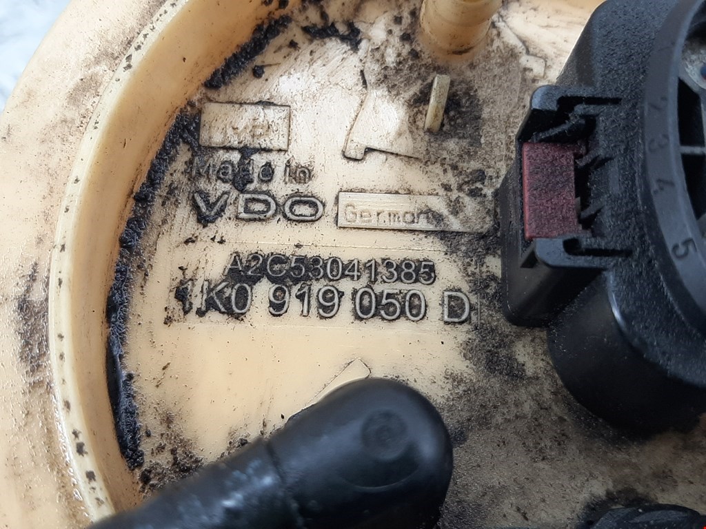 Насос топливный (электрический) VOLKSWAGEN Golf V Plus 2004-2009