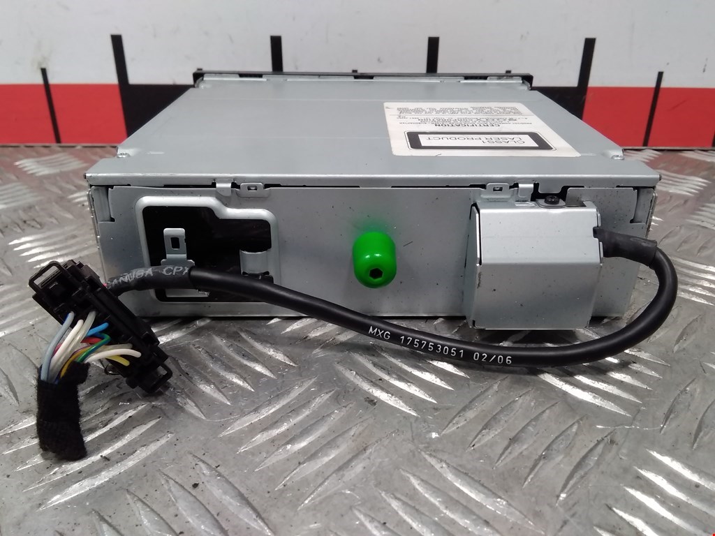 Ченджер компакт дисков VOLKSWAGEN Caddy III 2004-2015